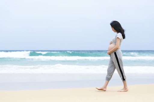 Các Bài Tập Thể Dục Nhẹ Nhàng Cho Mẹ Bầu Giúp Duy Trì Sức Khỏe 7 Lợi ích của việc đi bộ với bà bầu